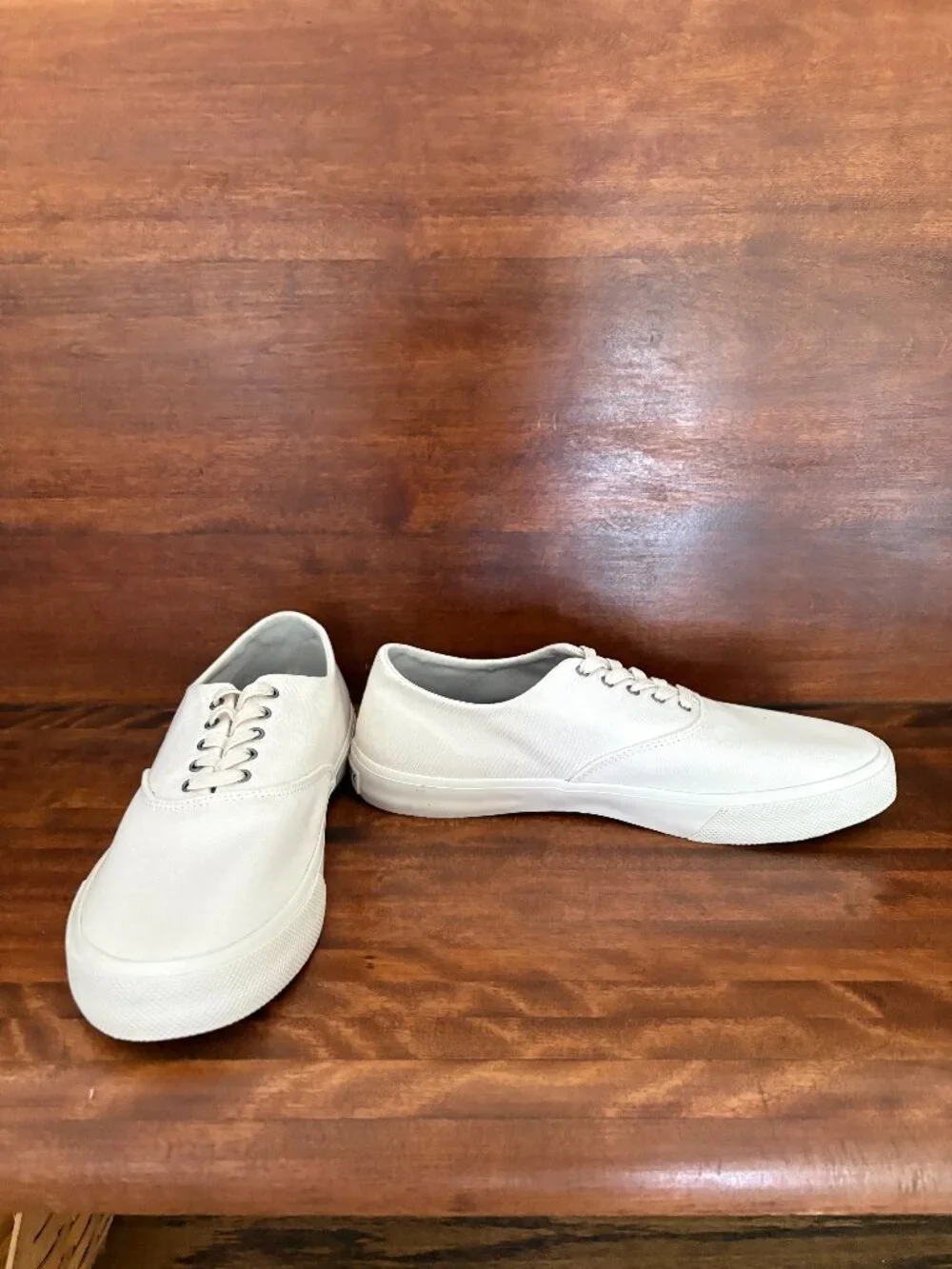 Sperry Top-Sider Classic Off-White Canvas Sneakers Coastal Preppy Athleisure 10